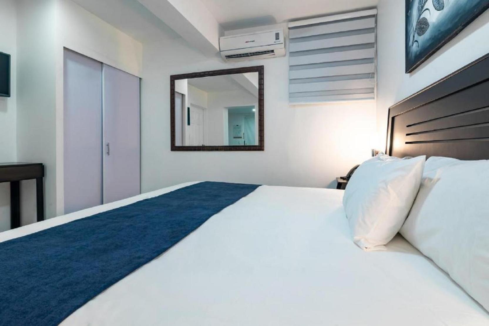 Tu Casa International Near Delhi Airport Hotel