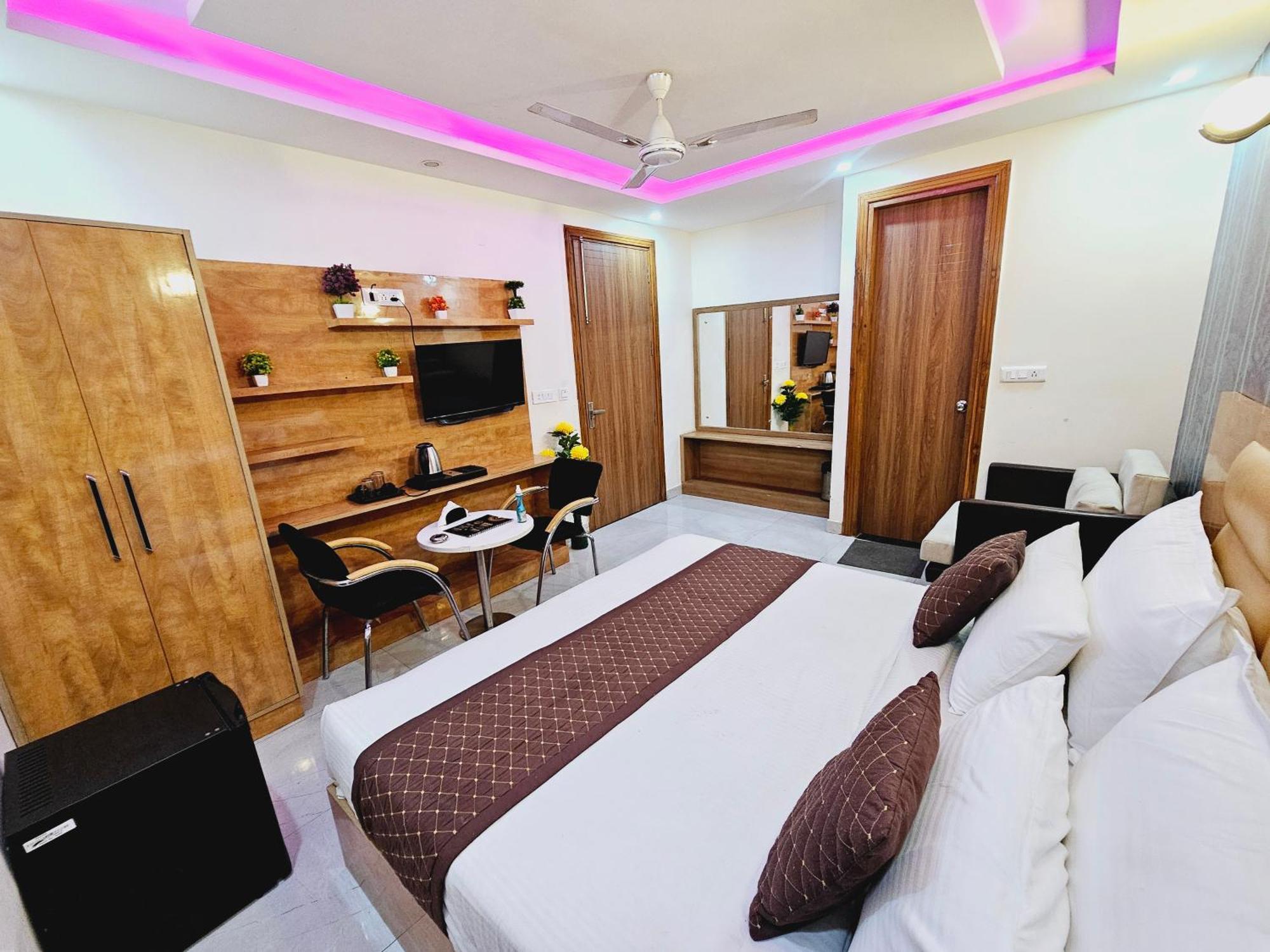 Hotel Tu Casa International Near Delhi Airport New Delhi